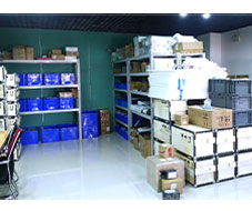 倉(cāng)庫(kù)一角